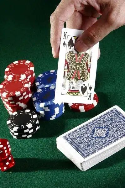bet 44